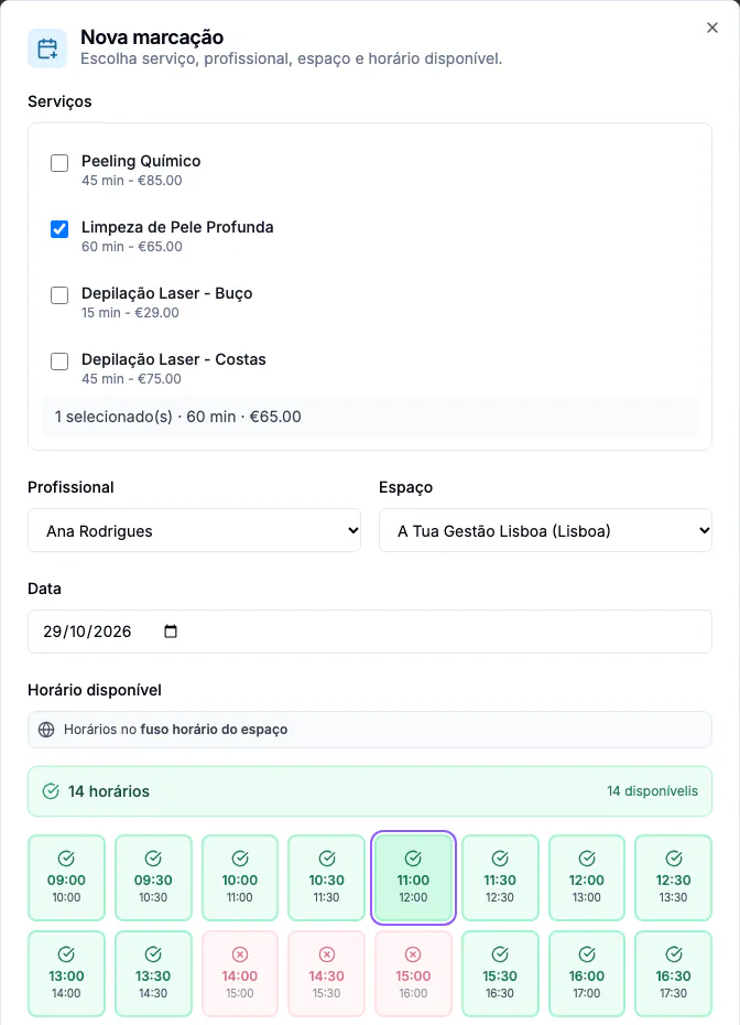 Example of the new appointment window in the client portal, with fictional data and Portuguese labels